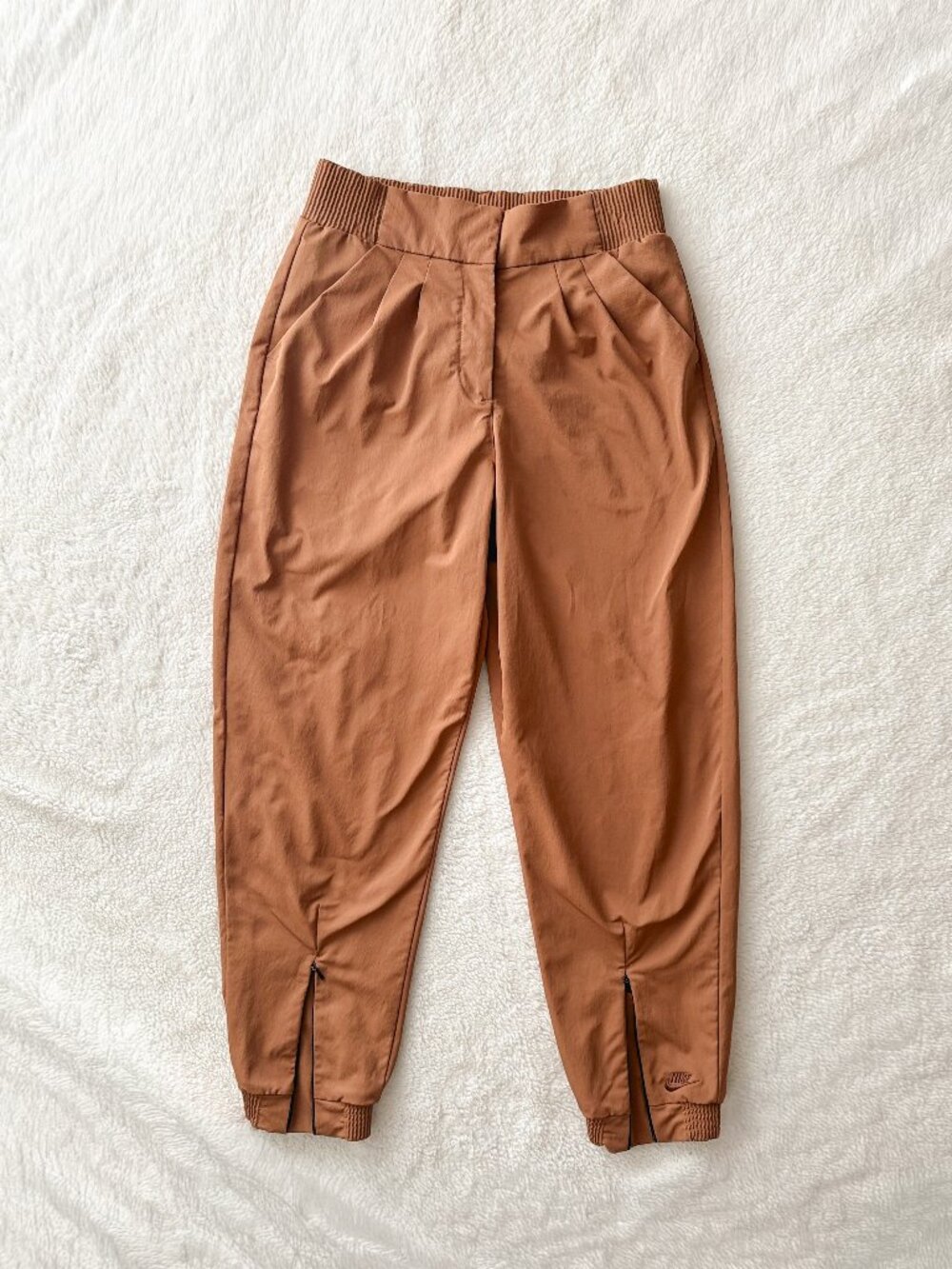 Nike Dri-FIT Tech Pack High Waisted Pants Women’s S Brown Woven Athletic Trouser - Picture 2 of 8